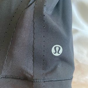 Lululemon mesh 3/4 leggings